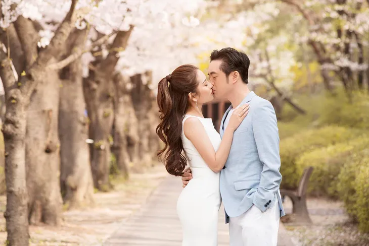 NS Dương Khắc Linh chia sẻ bộ ảnh cưới đẹp như mơ - Ảnh 8. NS Dương Khắc Linh chia sẻ bộ ảnh cưới đẹp như mơ - Ảnh 8.