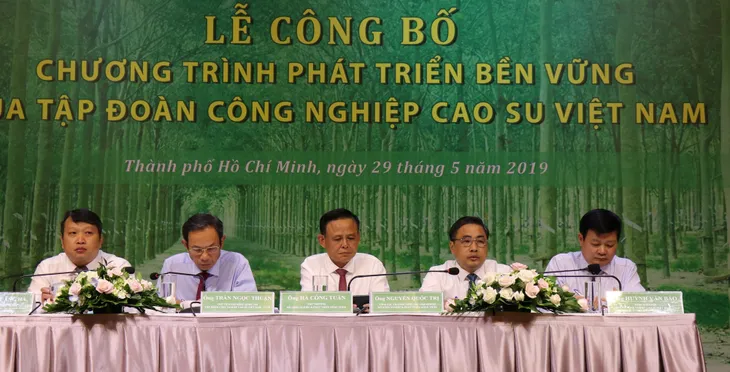 Tổ chức lễ Công bố Chương trình phát triển cao su bền vững - Ảnh 2. Tổ chức lễ Công bố Chương trình phát triển cao su bền vững - Ảnh 2.