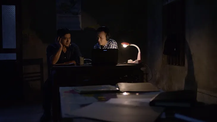 Mê cung - Tập 12: Lam Anh tố cáo, công an khám nghiệm tử thi ông Lê Vương - Ảnh 4. Mê cung - Tập 12: Lam Anh tố cáo, công an khám nghiệm tử thi ông Lê Vương - Ảnh 4.