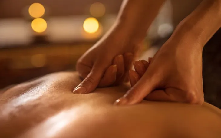 8 thói quen làm rạn nứt đời sống tình cảm của các cặp đôi - Ảnh 8.