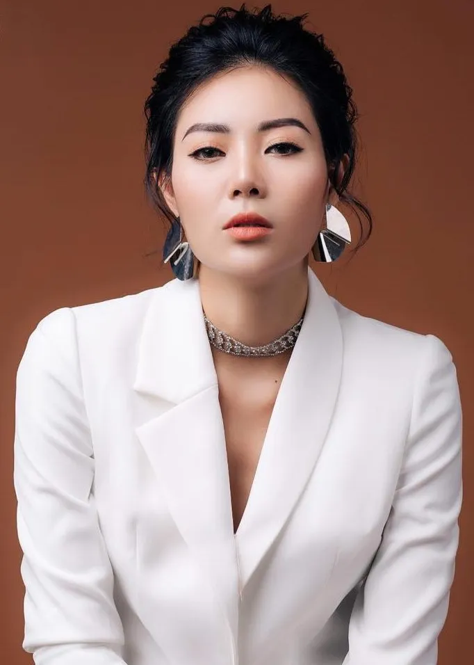 Nói về định kiến ‘người đẹp đi hát’, Thanh Hương: “Hãy gọi tôi là ca sĩ triển vọng” - Ảnh 2. Nói về định kiến ‘người đẹp đi hát’, Thanh Hương: “Hãy gọi tôi là ca sĩ triển vọng” - Ảnh 2.