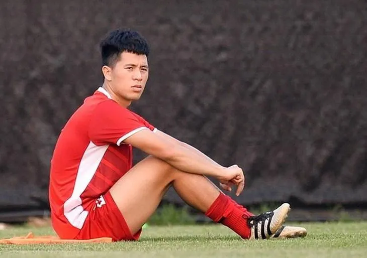 Kings Cup 2019: Đình Trọng chấn thương, Thành Chung được gọi bổ sung lên ĐTQG - Ảnh 1. Kings Cup 2019: Đình Trọng chấn thương, Thành Chung được gọi bổ sung lên ĐTQG - Ảnh 1.