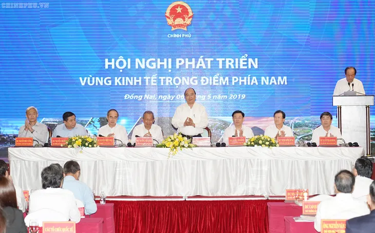 Thủ tướng chủ trì Hội nghị phát triển vùng kinh tế trọng điểm phía Nam - Ảnh 1. Thủ tướng chủ trì Hội nghị phát triển vùng kinh tế trọng điểm phía Nam - Ảnh 1.