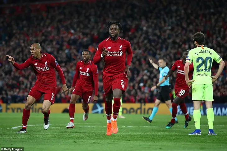 [ẢNH] Toàn cảnh màn ngược dòng ngoạn mục của Liverpool trước Barcelona! - Ảnh 15.