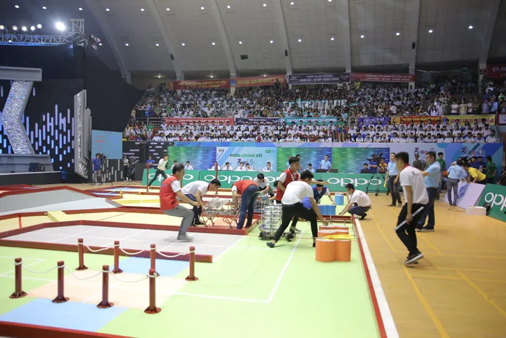 VCK Robocon Việt Nam 2019: Kỷ lục Uukhai được xác lập ngay từ đêm mở màn - Ảnh 17. VCK Robocon Việt Nam 2019: Kỷ lục Uukhai được xác lập ngay từ đêm mở màn - Ảnh 17.
