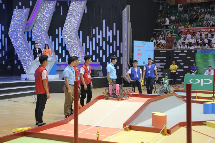 VCK Robocon Việt Nam 2019: Kỷ lục Uukhai được xác lập ngay từ đêm mở màn - Ảnh 50. VCK Robocon Việt Nam 2019: Kỷ lục Uukhai được xác lập ngay từ đêm mở màn - Ảnh 50.