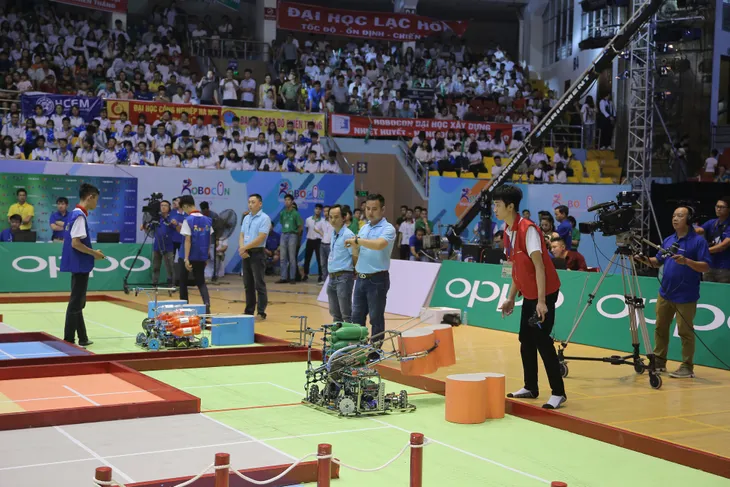 VCK Robocon Việt Nam 2019: Kỷ lục Uukhai được xác lập ngay từ đêm mở màn - Ảnh 53. VCK Robocon Việt Nam 2019: Kỷ lục Uukhai được xác lập ngay từ đêm mở màn - Ảnh 53.
