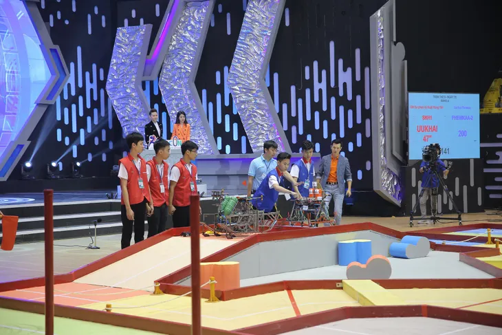 VCK Robocon Việt Nam 2019: Kỷ lục Uukhai được xác lập ngay từ đêm mở màn - Ảnh 54. VCK Robocon Việt Nam 2019: Kỷ lục Uukhai được xác lập ngay từ đêm mở màn - Ảnh 54.