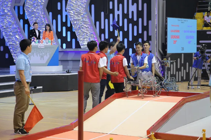 VCK Robocon Việt Nam 2019: Kỷ lục Uukhai được xác lập ngay từ đêm mở màn - Ảnh 62. VCK Robocon Việt Nam 2019: Kỷ lục Uukhai được xác lập ngay từ đêm mở màn - Ảnh 62.