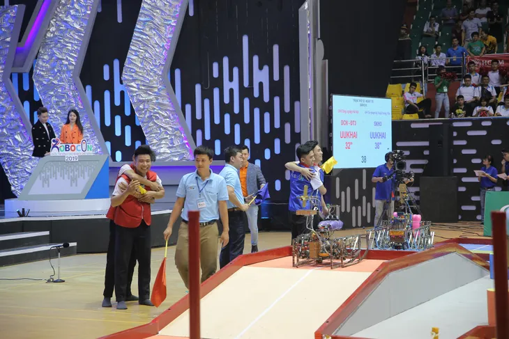 VCK Robocon Việt Nam 2019: Kỷ lục Uukhai được xác lập ngay từ đêm mở màn - Ảnh 71. VCK Robocon Việt Nam 2019: Kỷ lục Uukhai được xác lập ngay từ đêm mở màn - Ảnh 71.