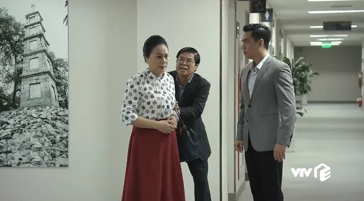Mê cung - Tập 5: Nhật bị Fedora lợi dụng mượn dao giết người? - Ảnh 5. Mê cung - Tập 5: Nhật bị Fedora lợi dụng mượn dao giết người? - Ảnh 5.