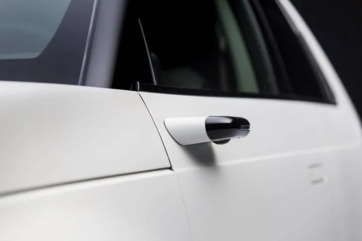 Honda giới thiệu mẫu xe chạy điện không có gương chiếu hậu - Ảnh 2. Honda giới thiệu mẫu xe chạy điện không có gương chiếu hậu - Ảnh 2.