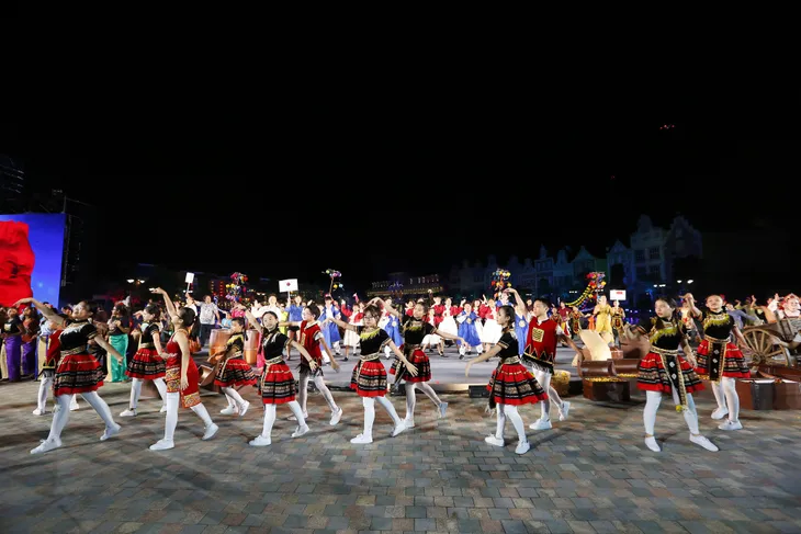 Những hình ảnh tuyệt đẹp từ gala nghệ thuật Liên hoan thiếu nhi quốc tế VTV 2019 - Ảnh 7. Những hình ảnh tuyệt đẹp từ gala nghệ thuật Liên hoan thiếu nhi quốc tế VTV 2019 - Ảnh 7.