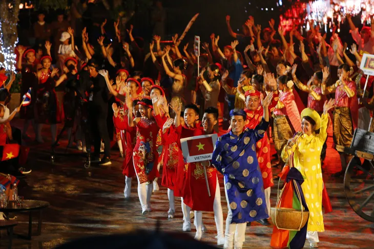 Những hình ảnh tuyệt đẹp từ gala nghệ thuật Liên hoan thiếu nhi quốc tế VTV 2019 - Ảnh 2. Những hình ảnh tuyệt đẹp từ gala nghệ thuật Liên hoan thiếu nhi quốc tế VTV 2019 - Ảnh 2.