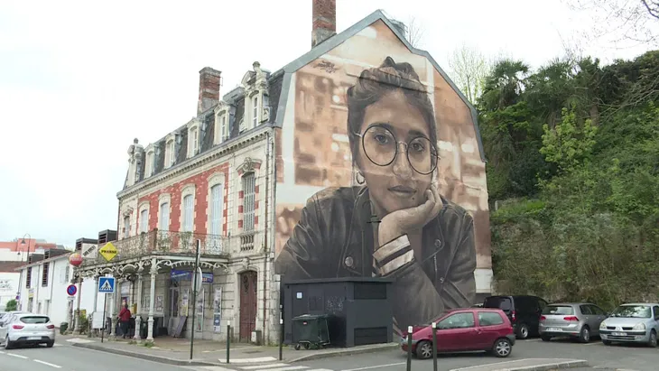 Sáng tạo với nghệ thuật graffity - Ảnh 1. Sáng tạo với nghệ thuật graffity - Ảnh 1.