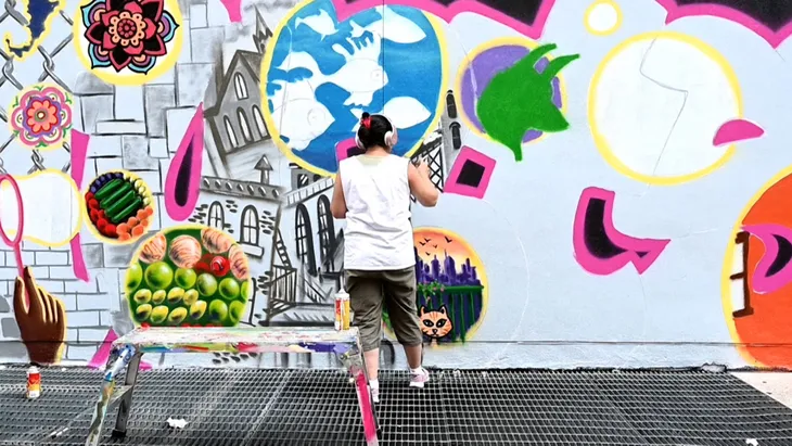 Sáng tạo với nghệ thuật graffity - Ảnh 4. Sáng tạo với nghệ thuật graffity - Ảnh 4.