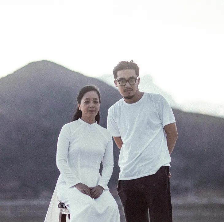 Hoàng tử Indie Thái Vũ tung MV đầu tay với sự góp mặt của NSƯT Chiều Xuân - Ảnh 1. Hoàng tử Indie Thái Vũ tung MV đầu tay với sự góp mặt của NSƯT Chiều Xuân - Ảnh 1.