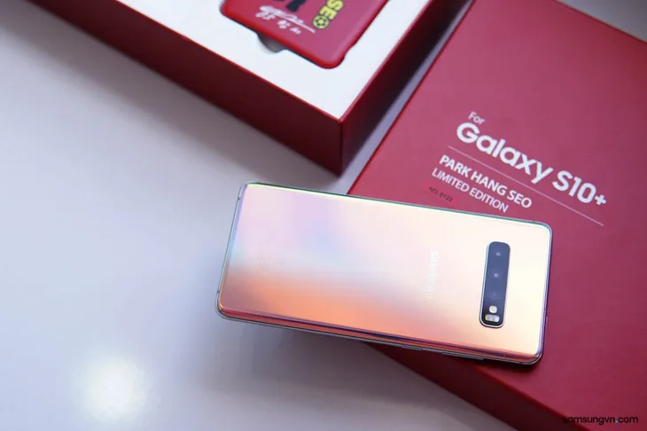 Samsung ra mắt Galaxy S10+ phiên bản Park Hang-seo - Ảnh 1. Samsung ra mắt Galaxy S10+ phiên bản Park Hang-seo - Ảnh 1.