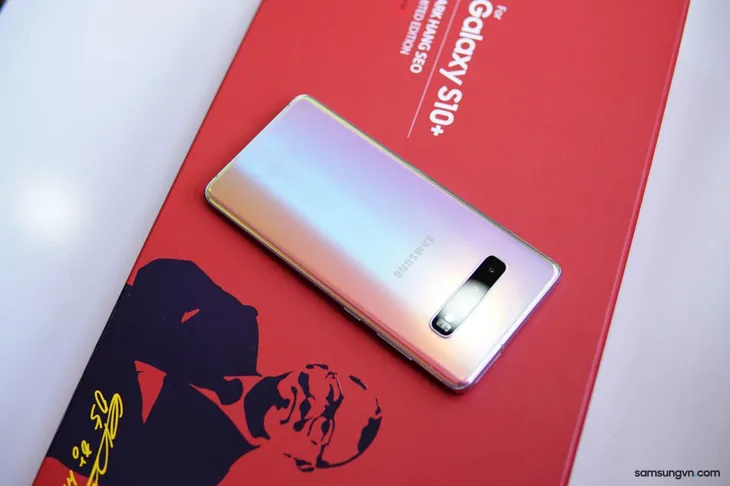 Samsung ra mắt Galaxy S10+ phiên bản Park Hang-seo - Ảnh 5. Samsung ra mắt Galaxy S10+ phiên bản Park Hang-seo - Ảnh 5.