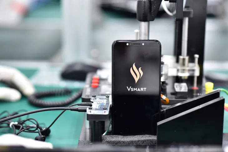 Vingroup xây nhà máy sản xuất điện thoại tại Hà Nội - Ảnh 2. Vingroup xây nhà máy sản xuất điện thoại tại Hà Nội - Ảnh 2.