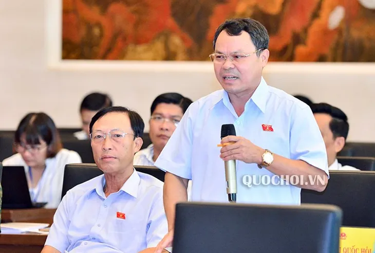 Bên lề hành lang Quốc hội: Chia tay có cần phải đóng phí? - Ảnh 1. Bên lề hành lang Quốc hội: Chia tay có cần phải đóng phí? - Ảnh 1.