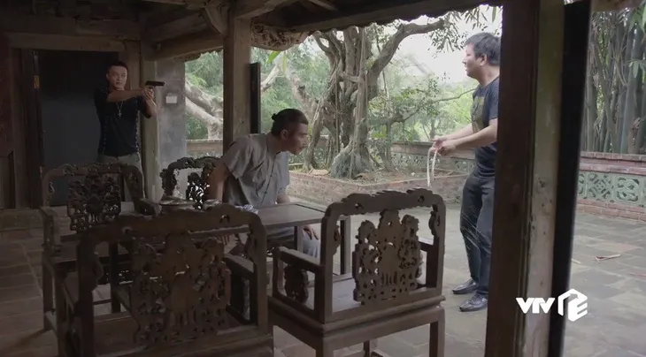 Mê cung - Tập 15: Đông Hòa giết chết Dương vô diện? - Ảnh 7. Mê cung - Tập 15: Đông Hòa giết chết Dương vô diện? - Ảnh 7.