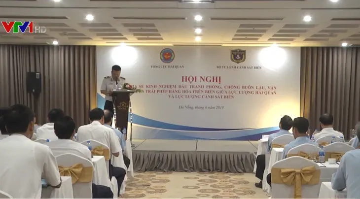 Tăng cường phối hợp chống buôn lậu trên biển - Ảnh 1. Tăng cường phối hợp chống buôn lậu trên biển - Ảnh 1.