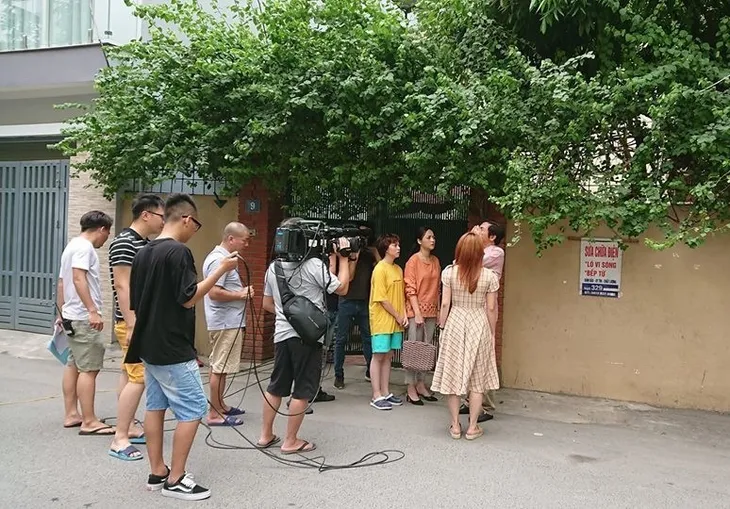 Về nhà đi con tranh giải tại Liên hoan Truyền hình toàn quốc lần thứ 39 - Ảnh 2. Về nhà đi con tranh giải tại Liên hoan Truyền hình toàn quốc lần thứ 39 - Ảnh 2.