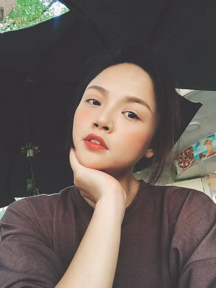 Những diễn viên nào của Về nhà đi con lọt đề cử VTV Awards 2019? - Ảnh 2. Những diễn viên nào của Về nhà đi con lọt đề cử VTV Awards 2019? - Ảnh 2.