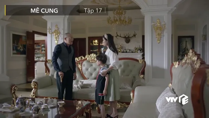 Mê cung - Tập 17: Rùng mình trước cách dạy con trai đầy tàn độc của Đồng Vĩnh - Ảnh 4. Mê cung - Tập 17: Rùng mình trước cách dạy con trai đầy tàn độc của Đồng Vĩnh - Ảnh 4.