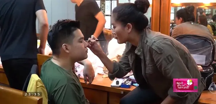 Xinh “Về nhà đi con”: Tôi không cho phép mình gục ngã! - Ảnh 5. Xinh “Về nhà đi con”: Tôi không cho phép mình gục ngã! - Ảnh 5.