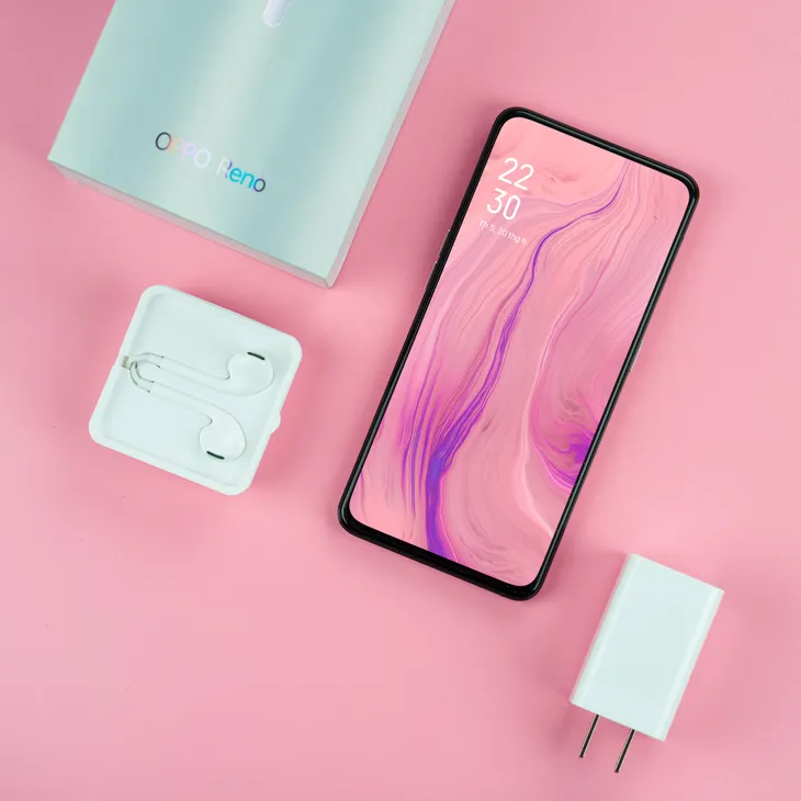 Oppo Reno ra mắt phiên bản màu hồng ngọc trai - Ảnh 1. Oppo Reno ra mắt phiên bản màu hồng ngọc trai - Ảnh 1.