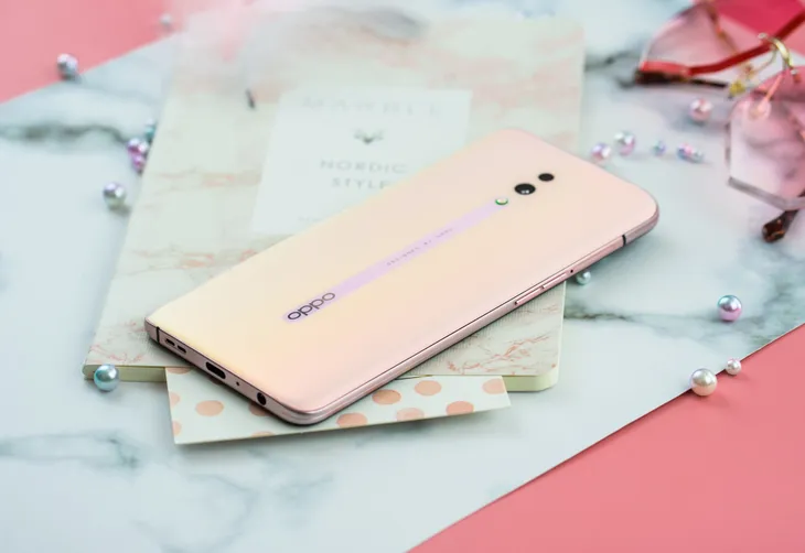Oppo Reno ra mắt phiên bản màu hồng ngọc trai - Ảnh 3. Oppo Reno ra mắt phiên bản màu hồng ngọc trai - Ảnh 3.