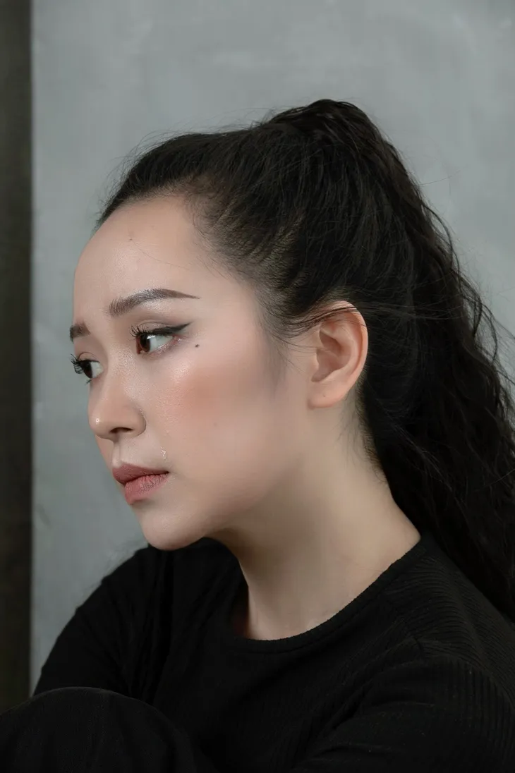 Lan Những cô gái trong thành phố biến hóa đầy ma mị trong bộ ảnh đen trắng - Ảnh 2. Lan Những cô gái trong thành phố biến hóa đầy ma mị trong bộ ảnh đen trắng - Ảnh 2.