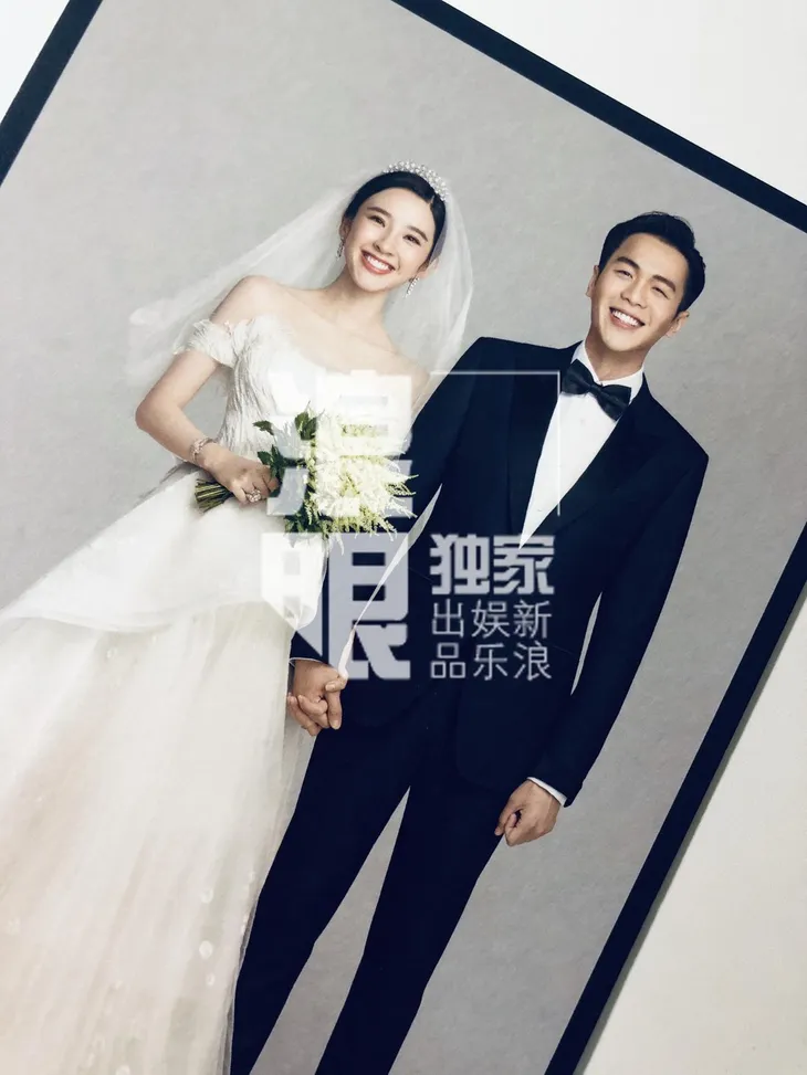 Trương Nhược Quân và Đường Nghệ Hân hé lộ ảnh cưới tuyệt đẹp - Ảnh 5. Trương Nhược Quân và Đường Nghệ Hân hé lộ ảnh cưới tuyệt đẹp - Ảnh 5.