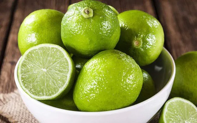 Bí quyết đánh bay nỗi lo về gàu ngay tại nhà trong những ngày hè oi bức - Ảnh 1. Bí quyết đánh bay nỗi lo về gàu ngay tại nhà trong những ngày hè oi bức - Ảnh 1.