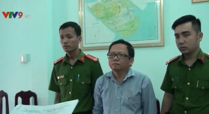 Trà Vinh: Gây thất thoát 120 tỷ đồng, 5 cán bộ tài nguyên môi trường bị bắt - Ảnh 1. Trà Vinh: Gây thất thoát 120 tỷ đồng, 5 cán bộ tài nguyên môi trường bị bắt - Ảnh 1.