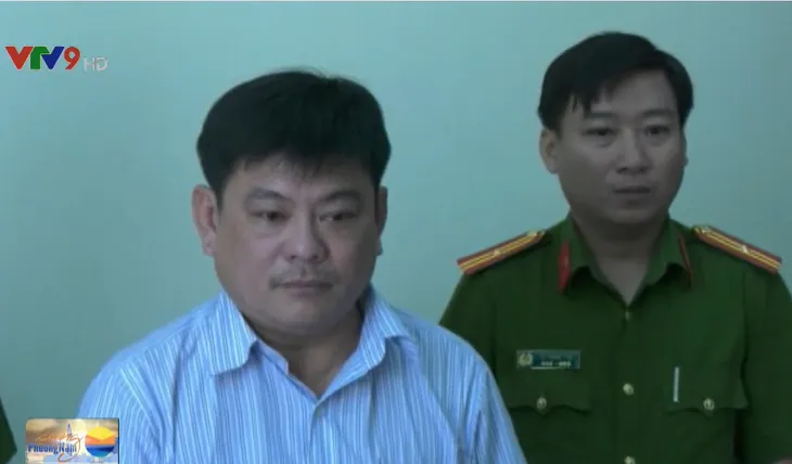 Trà Vinh: Gây thất thoát 120 tỷ đồng, 5 cán bộ tài nguyên môi trường bị bắt - Ảnh 3. Trà Vinh: Gây thất thoát 120 tỷ đồng, 5 cán bộ tài nguyên môi trường bị bắt - Ảnh 3.