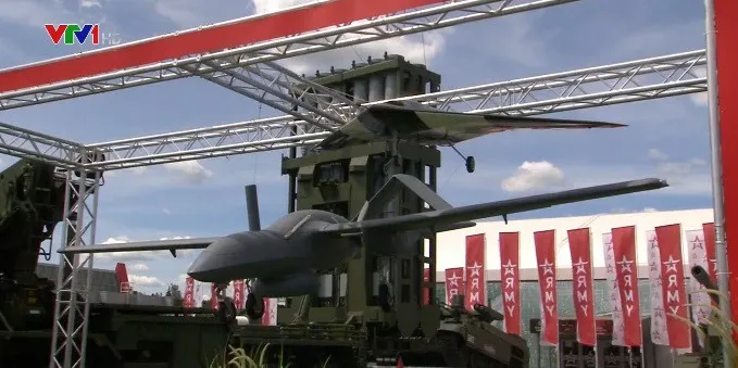 Nga phô diễn sức mạnh quân sự tại Triển lãm Army 2019 - Ảnh 1. Nga phô diễn sức mạnh quân sự tại Triển lãm Army 2019 - Ảnh 1.