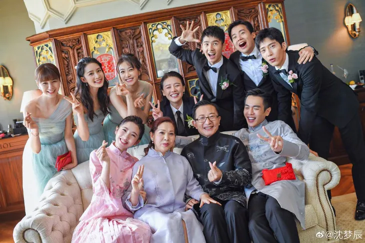 Giữa cơn bão chia ly, vẫn có cặp đôi nên duyên vợ chồng trong Cbiz - Ảnh 16. Giữa cơn bão chia ly, vẫn có cặp đôi nên duyên vợ chồng trong Cbiz - Ảnh 16.