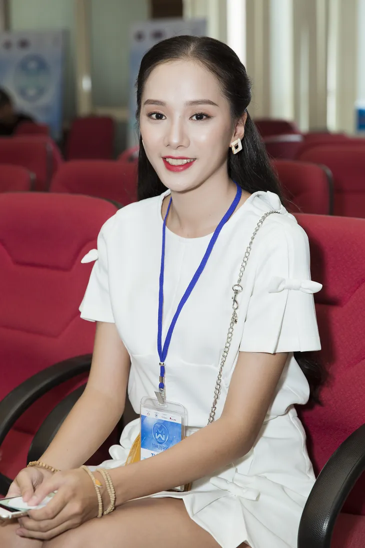 Xuất hiện thí sinh 2k1, thạc sĩ thi Miss World Việt Nam 2019 - Ảnh 10. Xuất hiện thí sinh 2k1, thạc sĩ thi Miss World Việt Nam 2019 - Ảnh 10.