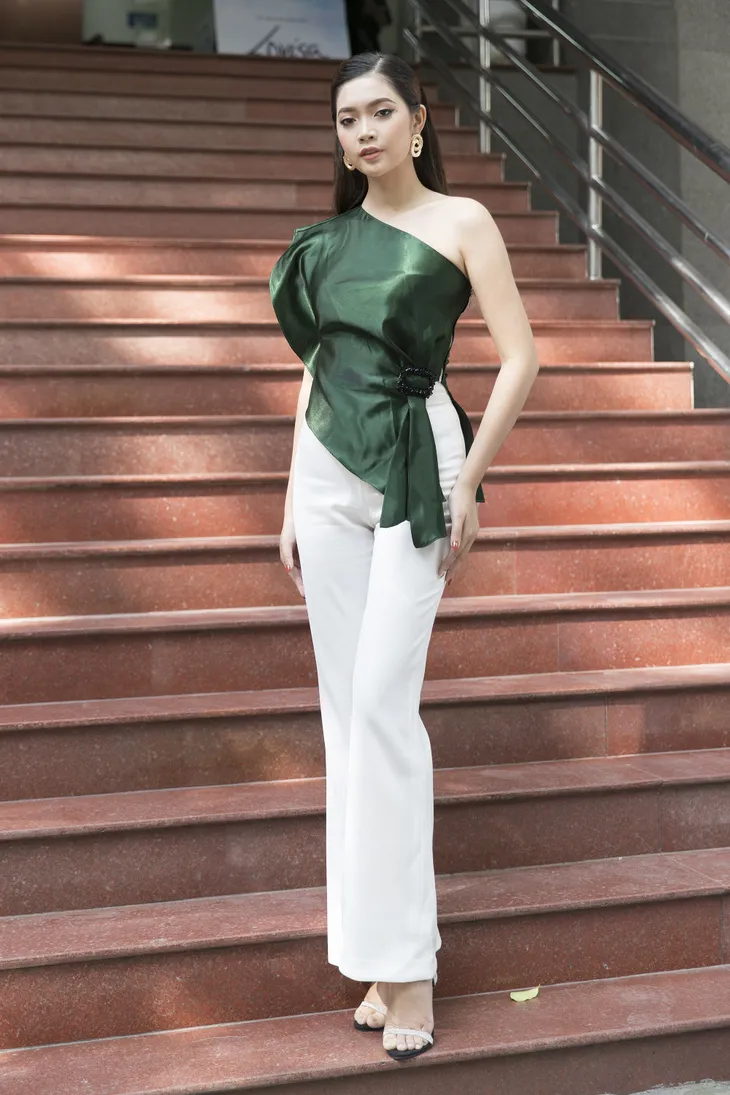 Xuất hiện thí sinh 2k1, thạc sĩ thi Miss World Việt Nam 2019 - Ảnh 4. Xuất hiện thí sinh 2k1, thạc sĩ thi Miss World Việt Nam 2019 - Ảnh 4.