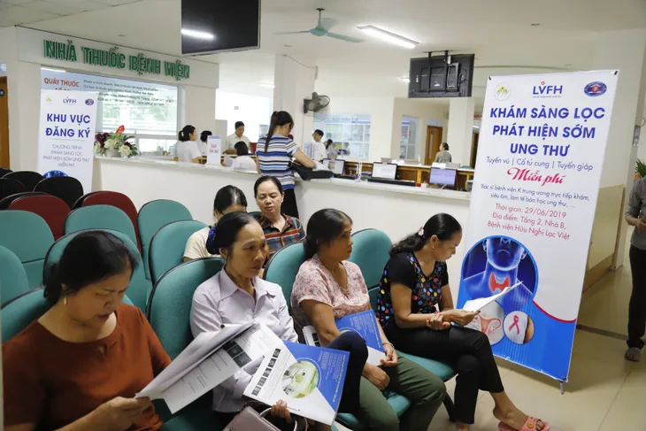 Vĩnh Phúc: Nỗ lực giúp bệnh nhân ung thư có cơ hội điều trị tại địa phương - Ảnh 2. Vĩnh Phúc: Nỗ lực giúp bệnh nhân ung thư có cơ hội điều trị tại địa phương - Ảnh 2.