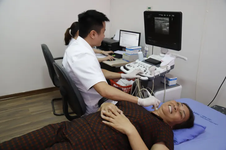 Vĩnh Phúc: Nỗ lực giúp bệnh nhân ung thư có cơ hội điều trị tại địa phương - Ảnh 3. Vĩnh Phúc: Nỗ lực giúp bệnh nhân ung thư có cơ hội điều trị tại địa phương - Ảnh 3.