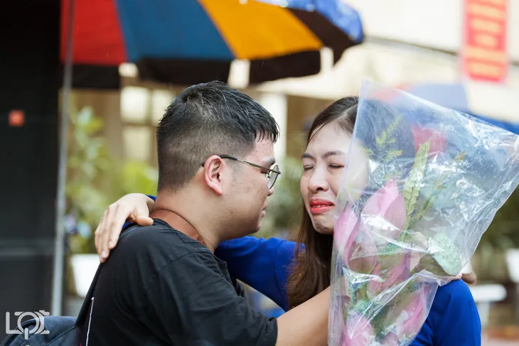 Chùm ảnh học sinh trường THPT Lê Quý Đôn - Đống Đa chia tay tuổi học trò - Ảnh 13. Chùm ảnh học sinh trường THPT Lê Quý Đôn - Đống Đa chia tay tuổi học trò - Ảnh 13.