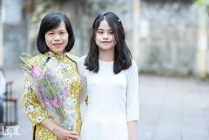 Chùm ảnh học sinh trường THPT Lê Quý Đôn - Đống Đa chia tay tuổi học trò - Ảnh 22. Chùm ảnh học sinh trường THPT Lê Quý Đôn - Đống Đa chia tay tuổi học trò - Ảnh 22.