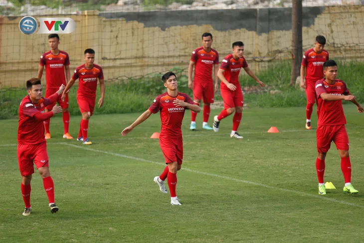 U23 Việt Nam có ngày đầu tiên tập luyện đầy đủ quân số - Ảnh 8. U23 Việt Nam có ngày đầu tiên tập luyện đầy đủ quân số - Ảnh 8.