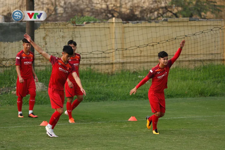 U23 Việt Nam có ngày đầu tiên tập luyện đầy đủ quân số - Ảnh 12. U23 Việt Nam có ngày đầu tiên tập luyện đầy đủ quân số - Ảnh 12.
