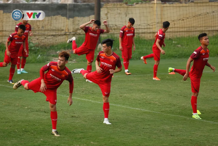 U23 Việt Nam có ngày đầu tiên tập luyện đầy đủ quân số - Ảnh 9. U23 Việt Nam có ngày đầu tiên tập luyện đầy đủ quân số - Ảnh 9.