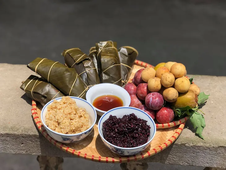 Tết Đoan Ngọ và những điều không phải ai cũng biết - Ảnh 1. Tết Đoan Ngọ và những điều không phải ai cũng biết - Ảnh 1.